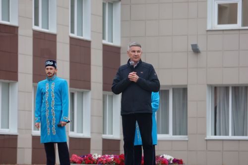 Сый-нигъмәтле ярминкә!