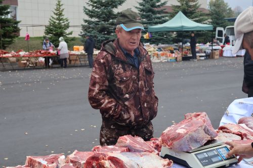 Сый-нигъмәтле ярминкә!