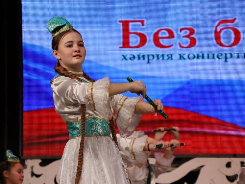 "Без бергә!" хәйрия концертыннан безнең фоторепортаж