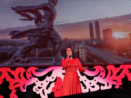 "Без бергә!" хәйрия концертыннан безнең фоторепортаж