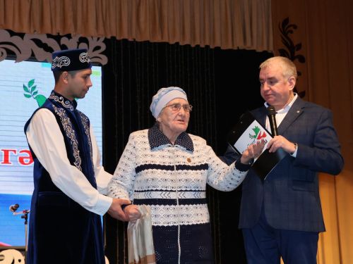 "Без бергә!" хәйрия концертыннан безнең фоторепортаж