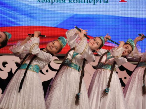 "Без бергә!" хәйрия концертыннан безнең фоторепортаж