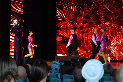 Казандагы Актаныш якташлык җәмгыятенең "Әйләнеп кайтыгыз" хәйрия концертыннан репортаж