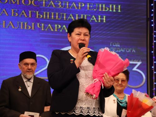 Мөгаллимлек дигән бәхет бар: Районыбызда Укытучы һәм остаз елын йомгакладылар