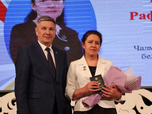 Мөгаллимлек дигән бәхет бар: Районыбызда Укытучы һәм остаз елын йомгакладылар