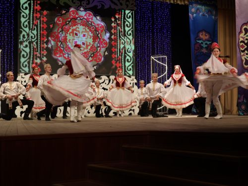 Мөгаллимлек дигән бәхет бар: Районыбызда Укытучы һәм остаз елын йомгакладылар
