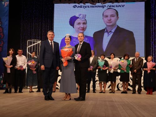 Мөгаллимлек дигән бәхет бар: Районыбызда Укытучы һәм остаз елын йомгакладылар