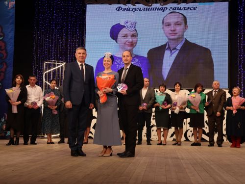 Мөгаллимлек дигән бәхет бар: Районыбызда Укытучы һәм остаз елын йомгакладылар