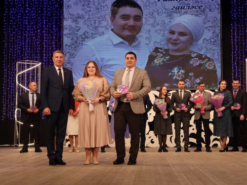 Мөгаллимлек дигән бәхет бар: Районыбызда Укытучы һәм остаз елын йомгакладылар