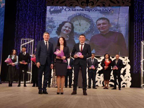 Мөгаллимлек дигән бәхет бар: Районыбызда Укытучы һәм остаз елын йомгакладылар