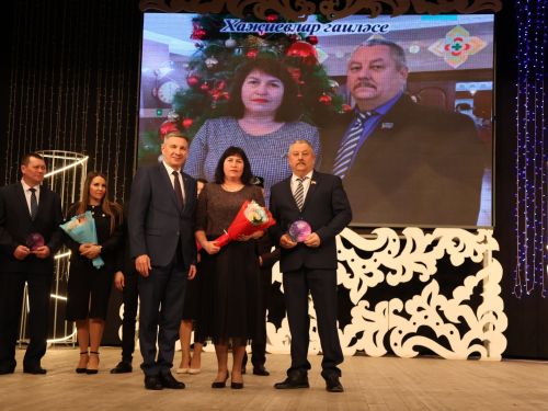 Мөгаллимлек дигән бәхет бар: Районыбызда Укытучы һәм остаз елын йомгакладылар