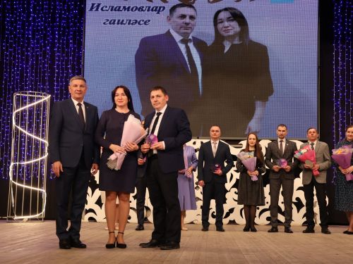 Мөгаллимлек дигән бәхет бар: Районыбызда Укытучы һәм остаз елын йомгакладылар