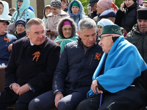Бөек Җиңүгә 79 ел: Актанышта "Хәтер кайтавазы" бәйрәм тантанасыннан фоторепортаж