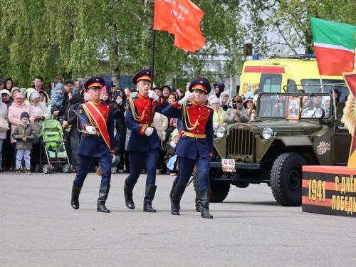 Бөек Җиңүгә 79 ел: Актанышта "Хәтер кайтавазы" бәйрәм тантанасыннан фоторепортаж