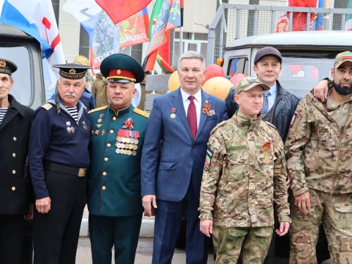 Җиңү килде җирне нурга күмеп, Шатлык белән күзне чылатып!