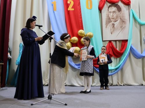 Халкым өчен тугры калырмын: Нур Баян исемендәге иҗат фестивале җиңүчеләре безнең фоторепортажда!