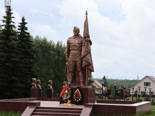 Сезнең язмыш — илебез тарихы: Сугышчан хәрәкәтләр ветераннары көненнән безнең фоторепортаж