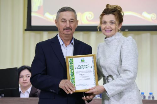 Яңа Әлемдә мәдәният хезмәткәрләре конференциясеннән фоторепортаж