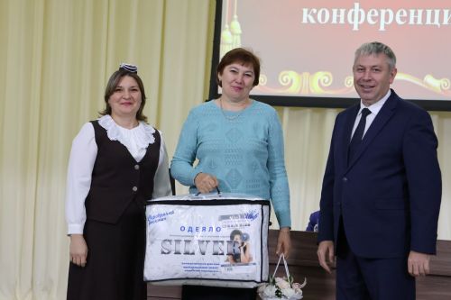 Яңа Әлемдә мәдәният хезмәткәрләре конференциясеннән фоторепортаж