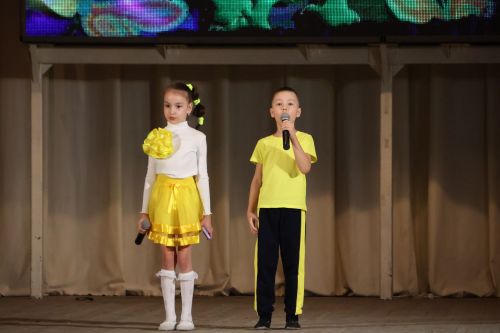 Актаныш күгендә яңа йолдызлар: "Йолдызлык-2026" эстрада фестивале Гала-концертыннан безнең репортаж
