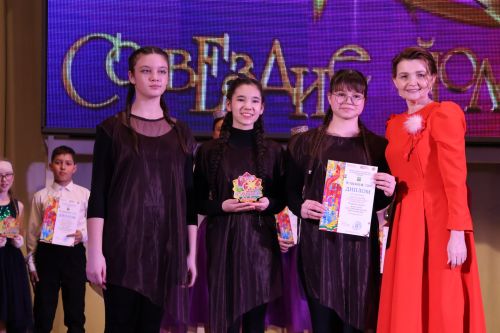 Актаныш күгендә яңа йолдызлар: "Йолдызлык-2026" эстрада фестивале Гала-концертыннан безнең репортаж