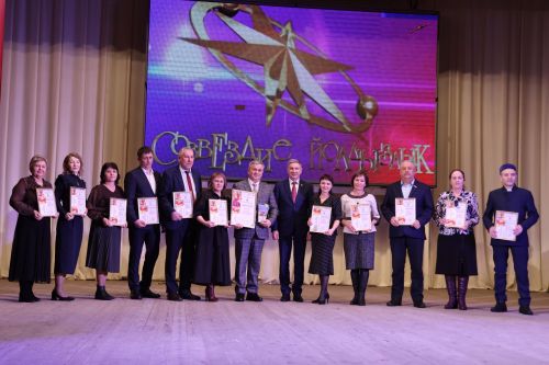 Актаныш күгендә яңа йолдызлар: "Йолдызлык-2026" эстрада фестивале Гала-концертыннан безнең репортаж