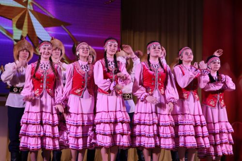 Актаныш күгендә яңа йолдызлар: "Йолдызлык-2026" эстрада фестивале Гала-концертыннан безнең репортаж