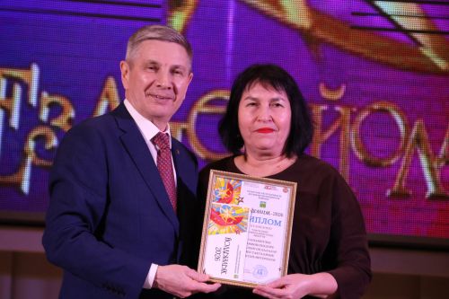 Актаныш күгендә яңа йолдызлар: "Йолдызлык-2026" эстрада фестивале Гала-концертыннан безнең репортаж