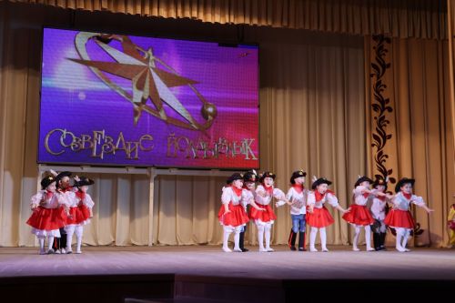 Актаныш күгендә яңа йолдызлар: "Йолдызлык-2026" эстрада фестивале Гала-концертыннан безнең репортаж