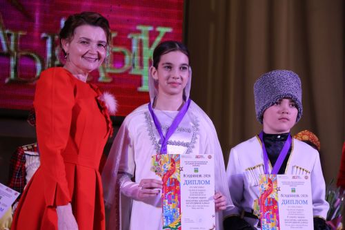 Актаныш күгендә яңа йолдызлар: "Йолдызлык-2026" эстрада фестивале Гала-концертыннан безнең репортаж