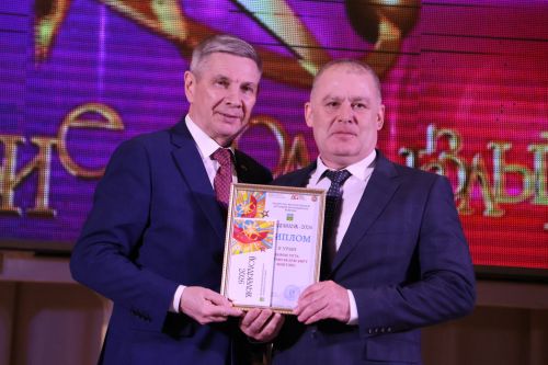 Актаныш күгендә яңа йолдызлар: "Йолдызлык-2026" эстрада фестивале Гала-концертыннан безнең репортаж
