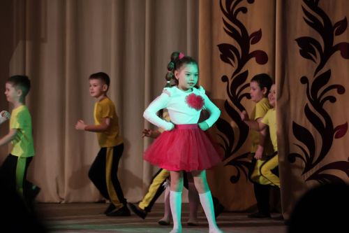 Актаныш күгендә яңа йолдызлар: "Йолдызлык-2026" эстрада фестивале Гала-концертыннан безнең репортаж