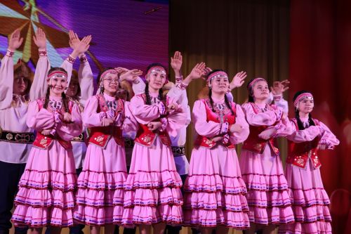 Актаныш күгендә яңа йолдызлар: "Йолдызлык-2026" эстрада фестивале Гала-концертыннан безнең репортаж