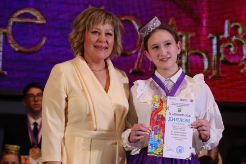Актаныш күгендә яңа йолдызлар: "Йолдызлык-2026" эстрада фестивале Гала-концертыннан безнең репортаж