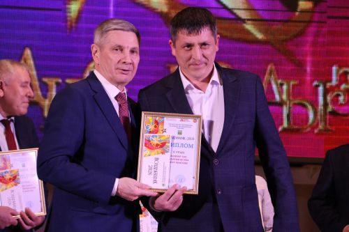 Актаныш күгендә яңа йолдызлар: "Йолдызлык-2026" эстрада фестивале Гала-концертыннан безнең репортаж