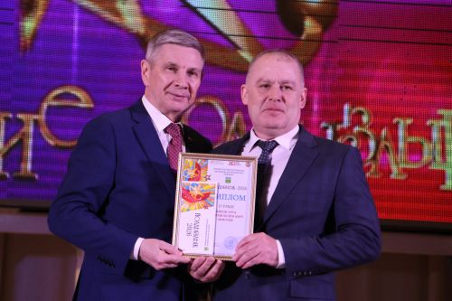 Актаныш күгендә яңа йолдызлар: "Йолдызлык-2026" эстрада фестивале Гала-концертыннан безнең репортаж