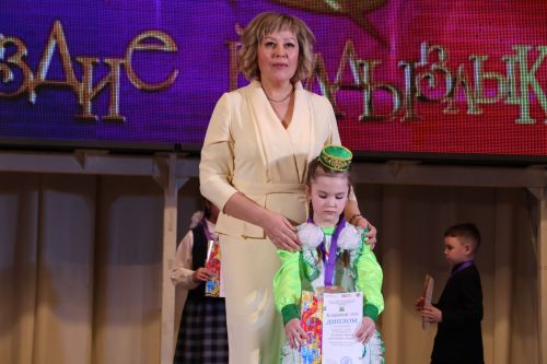 Актаныш күгендә яңа йолдызлар: "Йолдызлык-2026" эстрада фестивале Гала-концертыннан безнең репортаж
