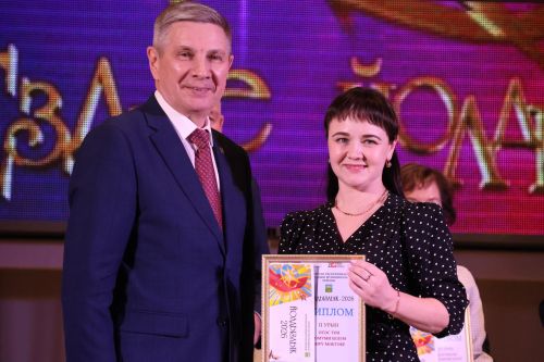 Актаныш күгендә яңа йолдызлар: "Йолдызлык-2026" эстрада фестивале Гала-концертыннан безнең репортаж