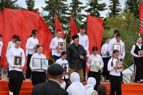 Актанышта Бөек Җиңү бәйрәменнән безнең фоторепортаж
