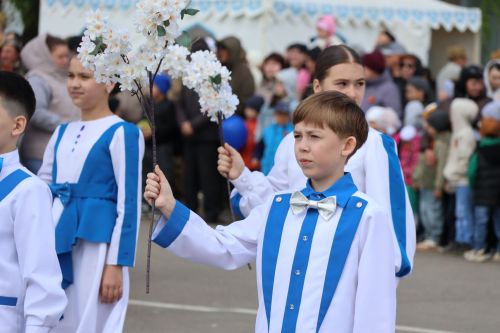 Актанышта Бөек Җиңү бәйрәменнән безнең фоторепортаж
