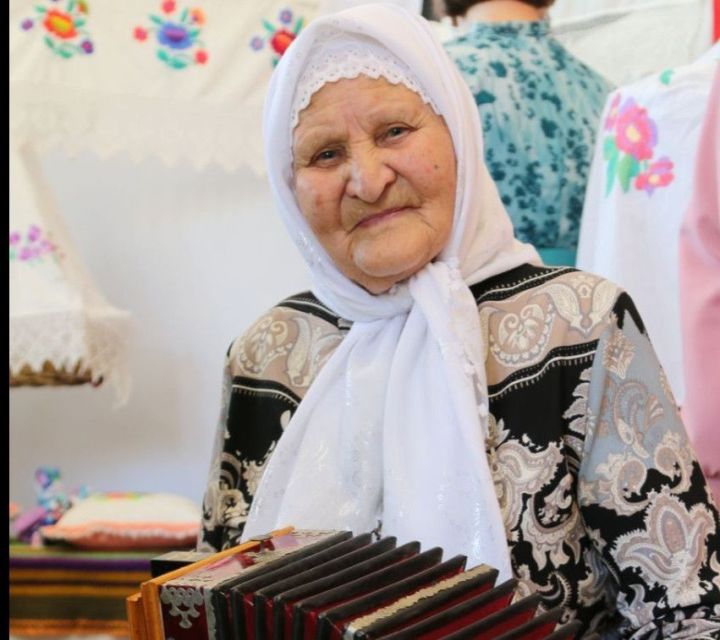 Бу закон кабул ителсә, Актанышның 7550 кешесе туган көннәренә унөченче пенсия алачак