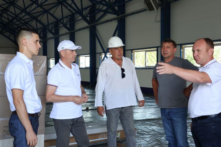 Зур төзелешләр илендә: Ленар Зарипов җентекләп районыбыздагы төзелешләр белән танышты
