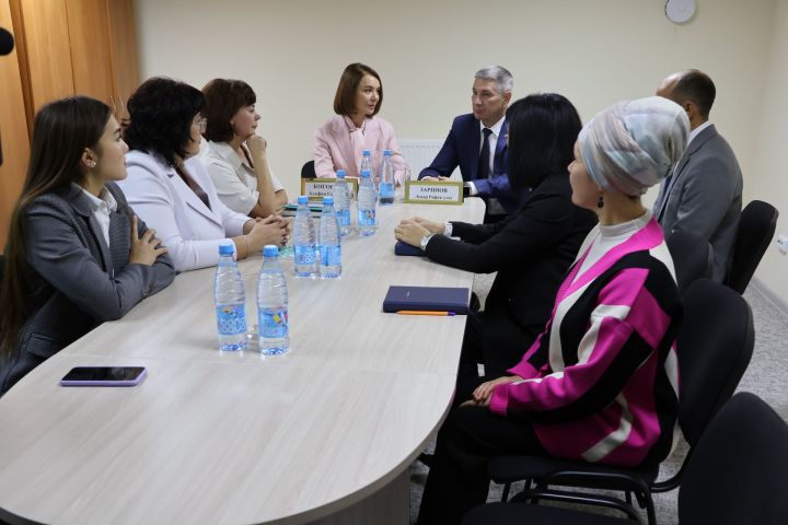 РФ Дәүләт Думасы депутаты Әлфия Когогина «Актаныш-информ» журналистлары белән очрашты