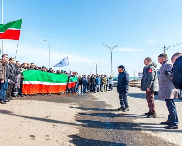Рөстәм Миңнеханов Алабугадагы фаҗигадән соң «Алабуга Политех» колледжы студентлары белән очрашты