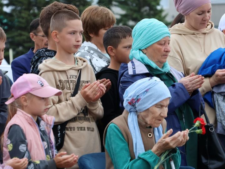 Ата-бабаларыбызның батырлыгы мәңгелек