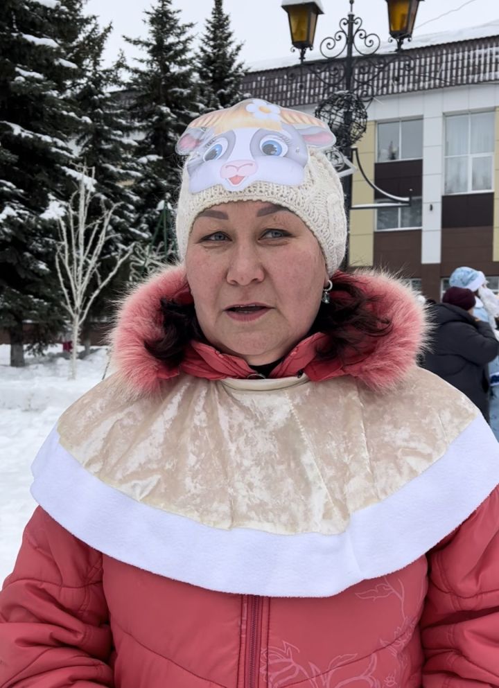 «Ромашка» балалар бакчасы тәрбиячесе Альбина Хәбибуллина: Актанышның һәр җирендә күңелле!