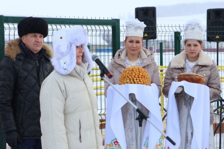 Альфия Когогина открыла новый ФАП в селе Зубаирово