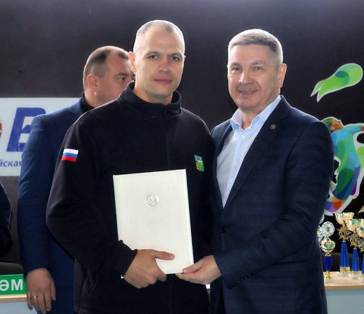 Спартакиадада өч райондашыбызны  спорт өлкәсендәге казанышлары өчен бүләкләделәр