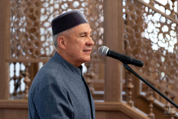 Татарстан Республикасы Рәисе Р.Н. Миңнехановның   Ураза бәйрәме уңаеннан   ТӘБРИКЛӘВЕ