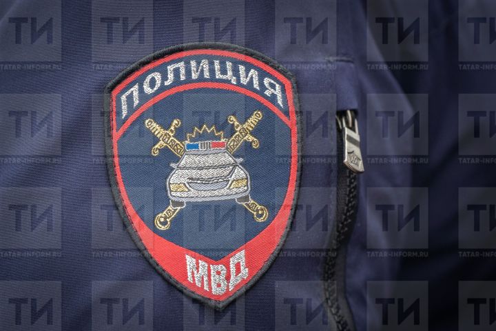 Социаль челтәрләргә куйган видеосы аркасында полиция хезмәткәрен эштән җибәргәннәр